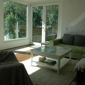 https://familienfreundliche-ferienwohnung-muhlberg.vienna-besthotels.com